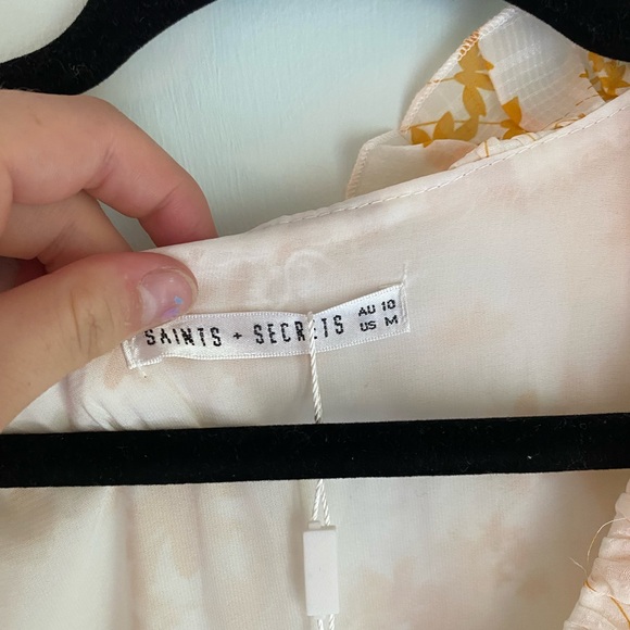 Hello Molly Yellow Dress - Picture 6 of 8